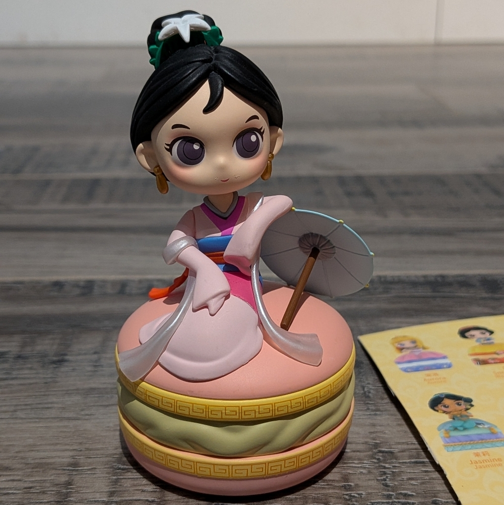 Mulan Macaron Trinket Box